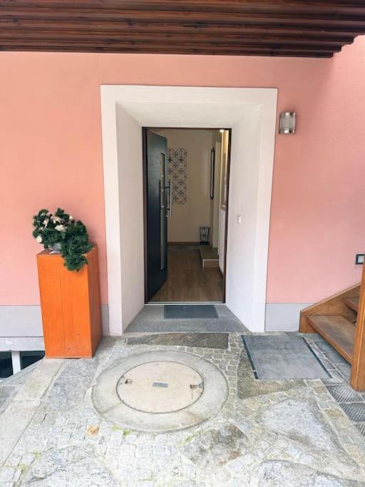 Terrassenwohnung Mit Donaublick 오베른첼 외부 사진